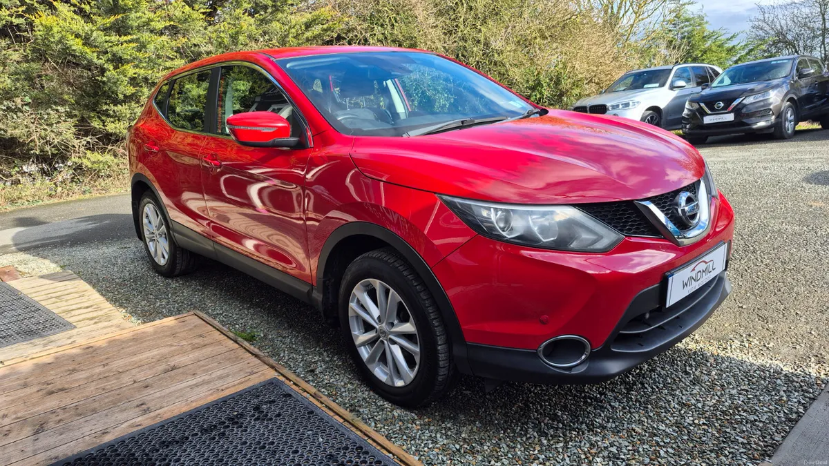 Nissan Qashqai 1.5 SV SAFETY PK E6 4DR - Image 2