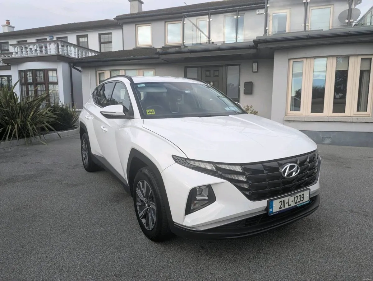 2021 Hyundai Tucson 1.6L Hybrid Executive Trim - Image 1
