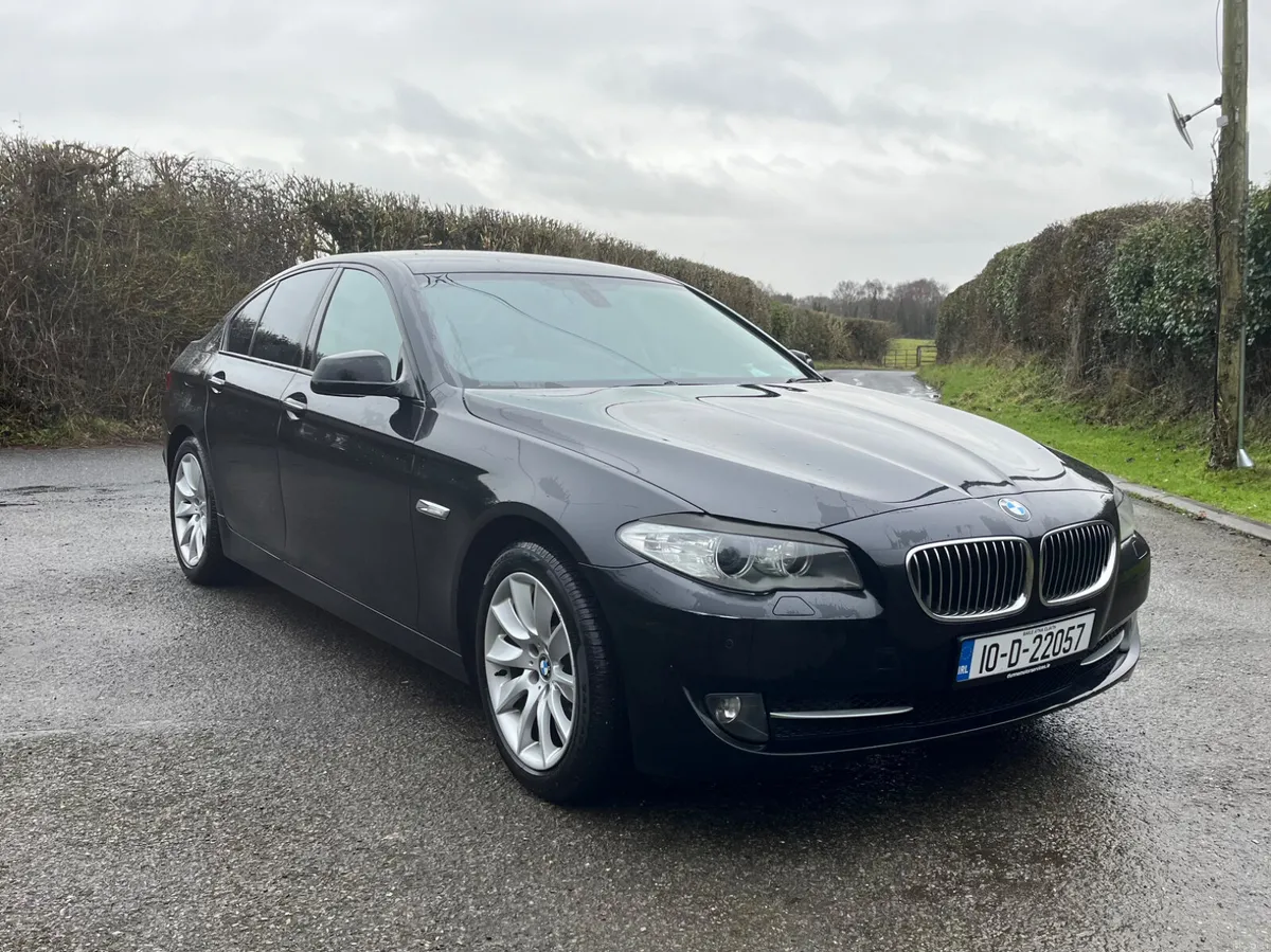BMW 5-Series 525D SE AUTO - Image 1