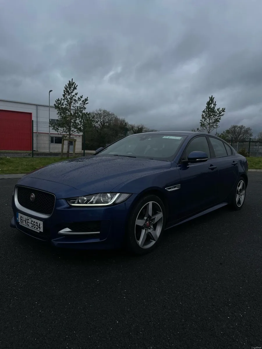Jaguar xe 2016 - Image 1