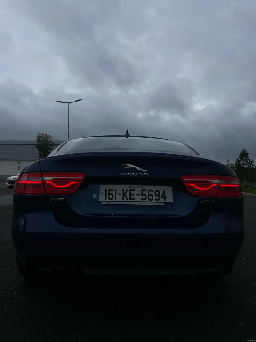 Jaguar xe 2016 - Image 4