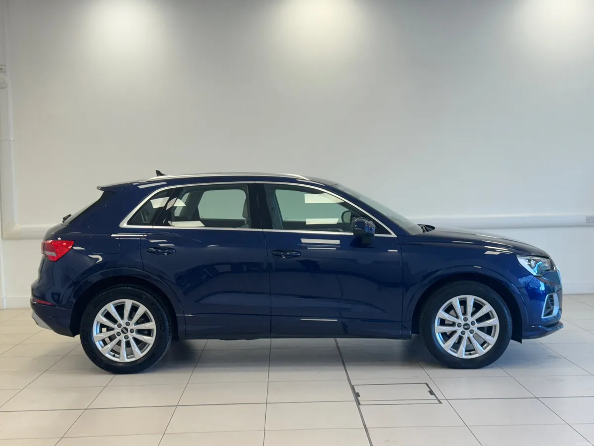 Audi Q3 2021 - Image 3
