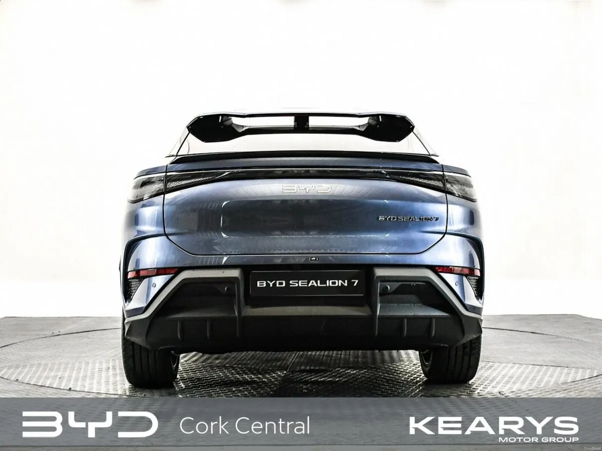 BYD SEALION 7 Excellence AWD - Image 3