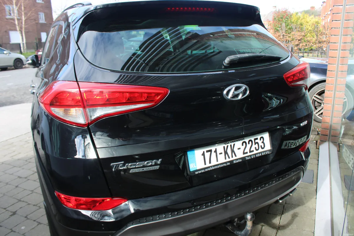 Hyundai Tucson 4WD 2.0 AUTO HIGHLANDER 2017 - Image 4