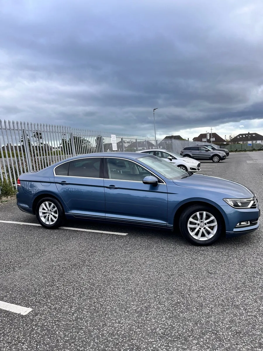 Vw Passat 2016 bluemotion tdi - Image 2