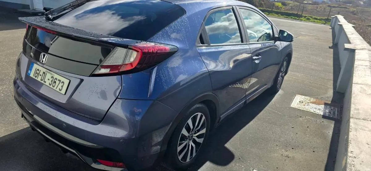 Honda civic - Image 4