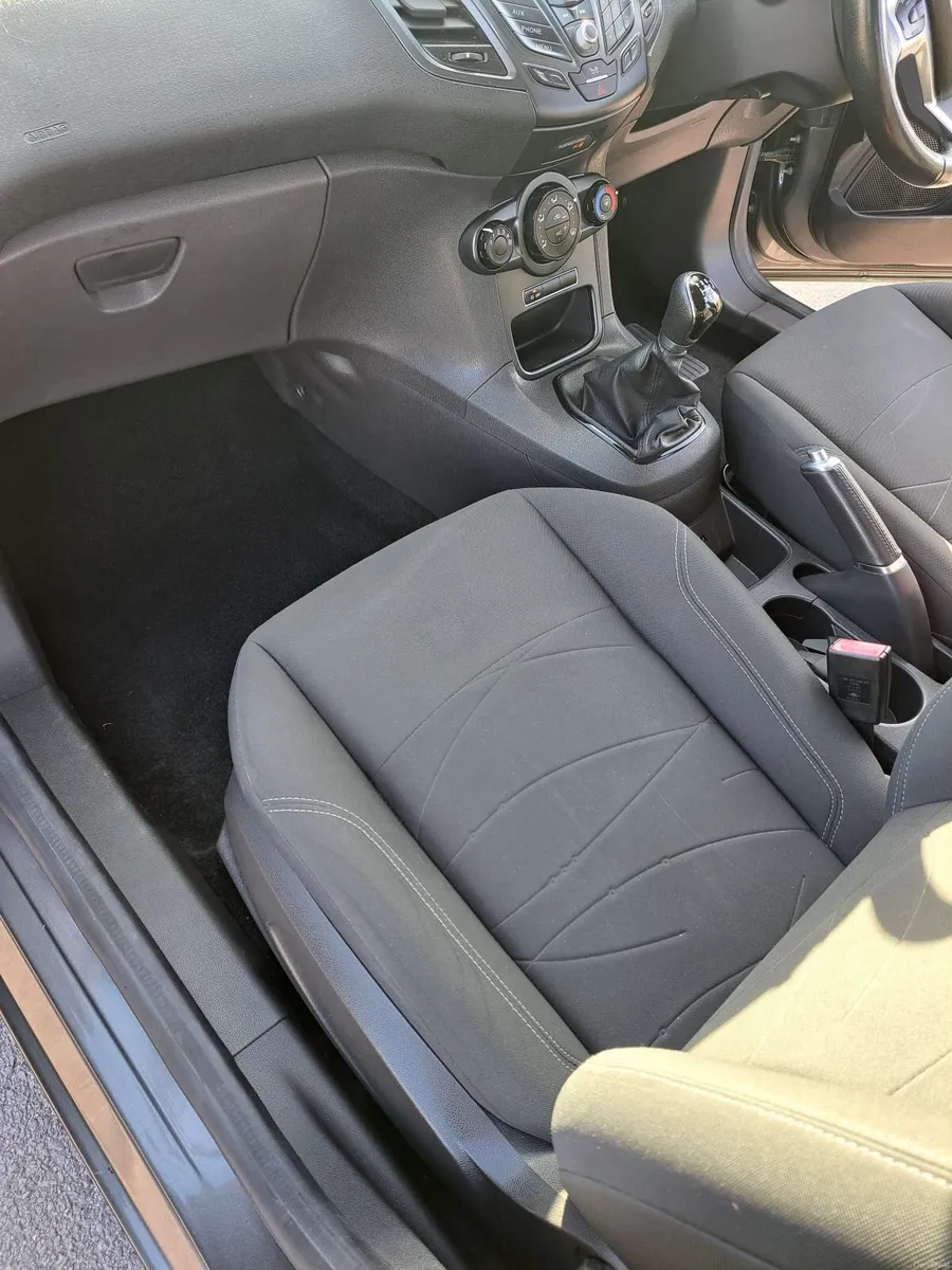 Ford Fiesta 2017 - Image 4