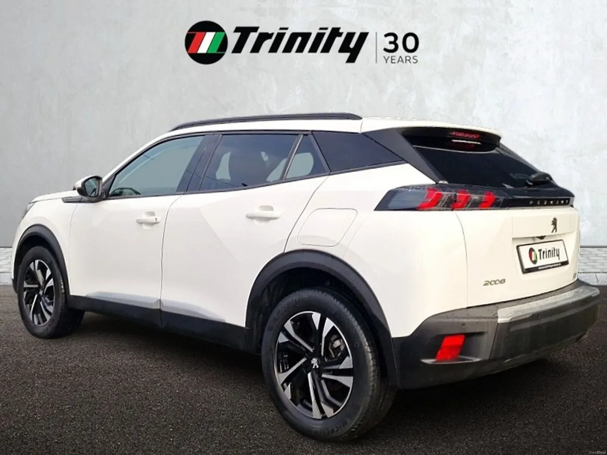 Peugeot 2008 ** REAR REVERSING CAMERA ** TOUCH SCR - Image 3