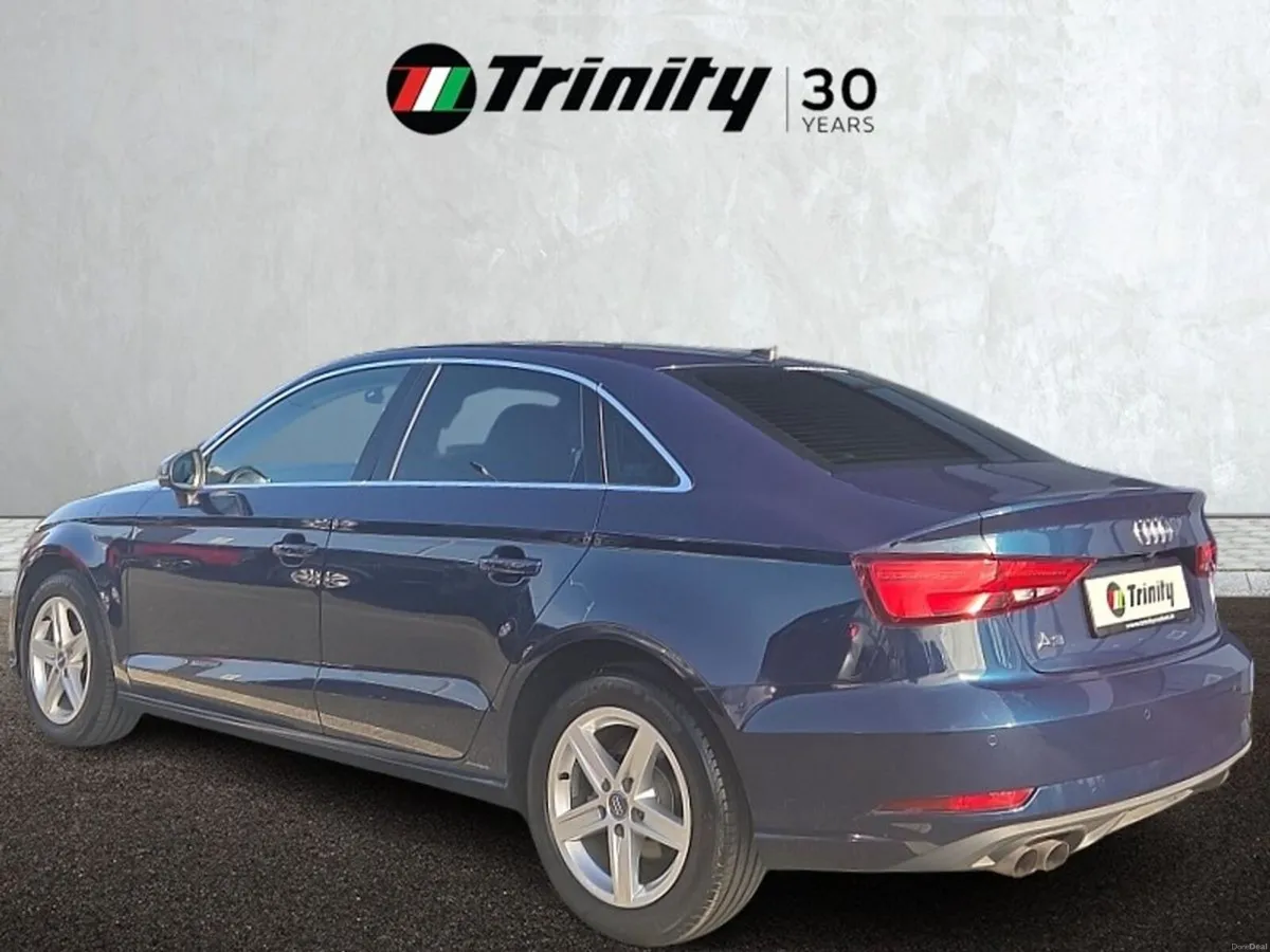 Audi A3 1.4 TFSI AUTO** LOW MILEAGE ** TOP SPEC ** - Image 3