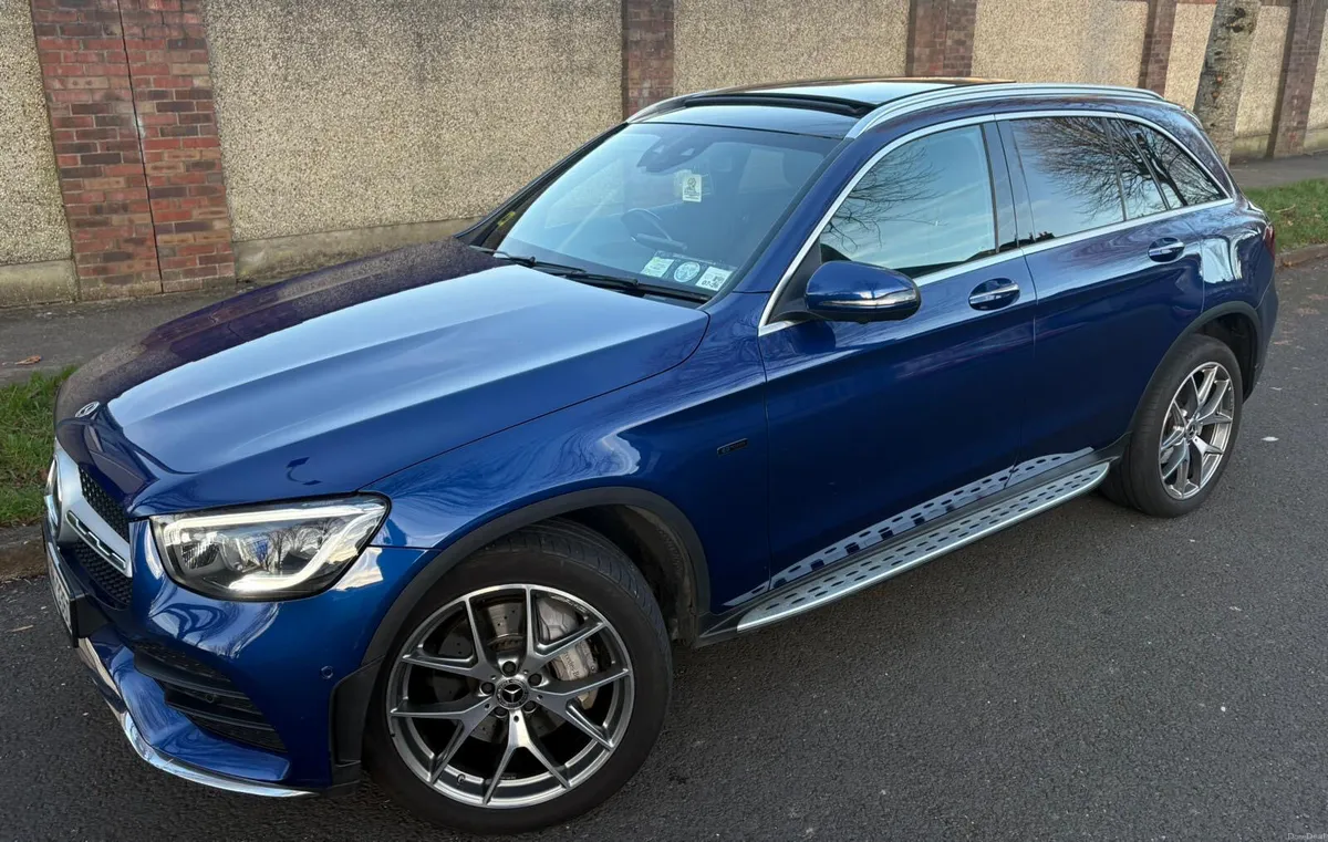 Mercedes-Benz GLC 2021 300DE AMG PREMIUM + 4MATIC - Image 4