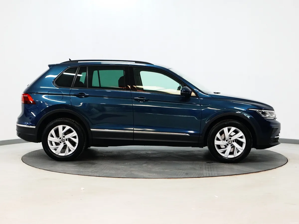 *7* 2022 Volkswagen Tiguan 1.4 LIFE AUTO - Image 3