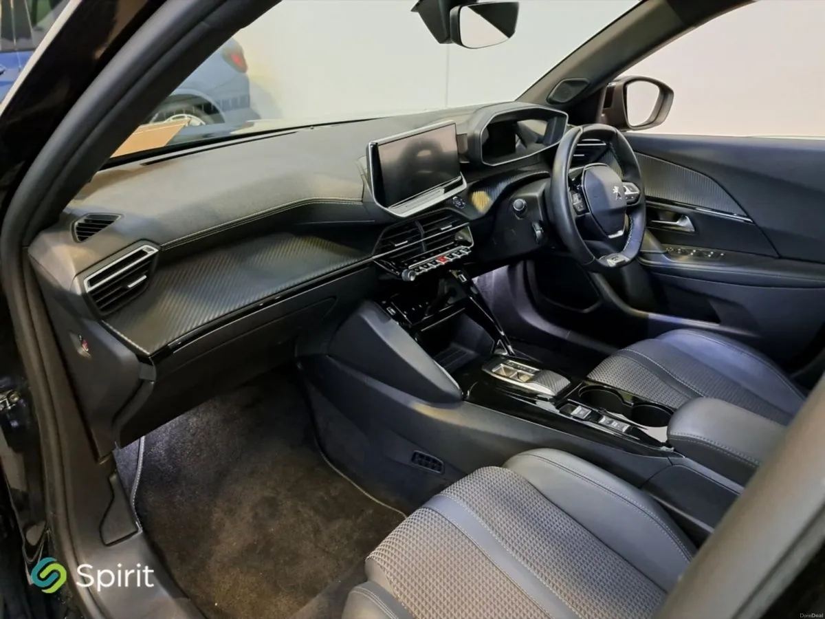 Peugeot 2008 GT 50 kWh*CALL STEVEN ON 0861649214** - Image 4