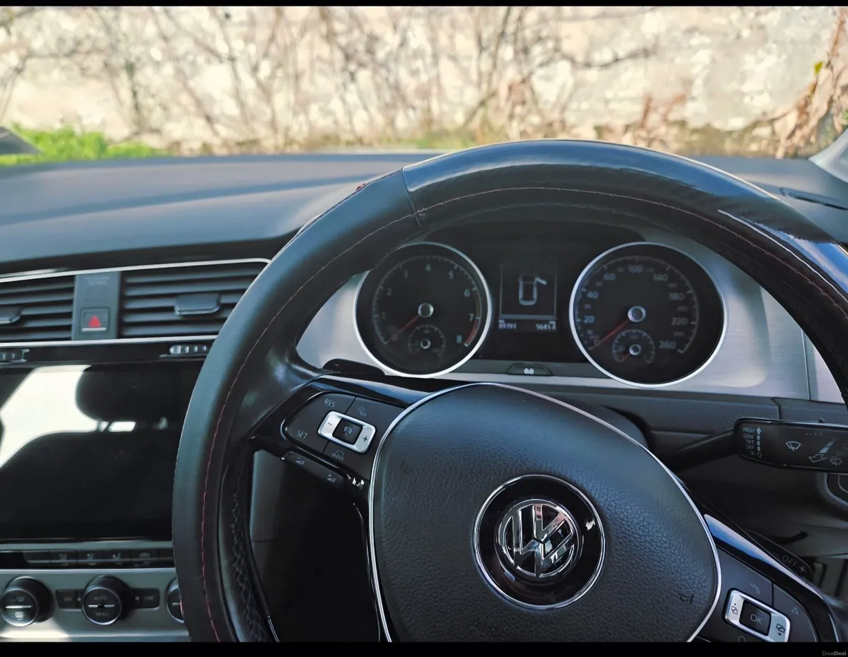 Volkswagen Golf TSI | Automatic & Low Milage - Image 1
