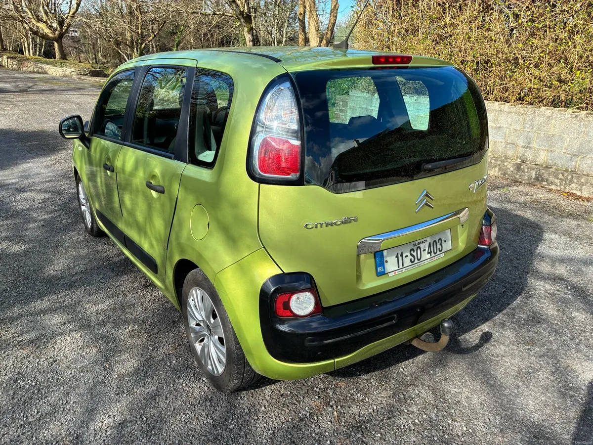11 Citroen Picasso - Image 2