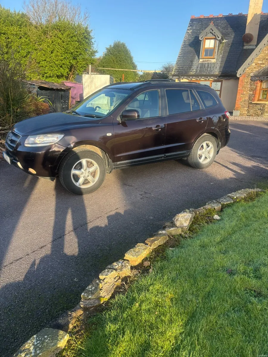 Hyundai Santa Fe 2.2 - Image 4