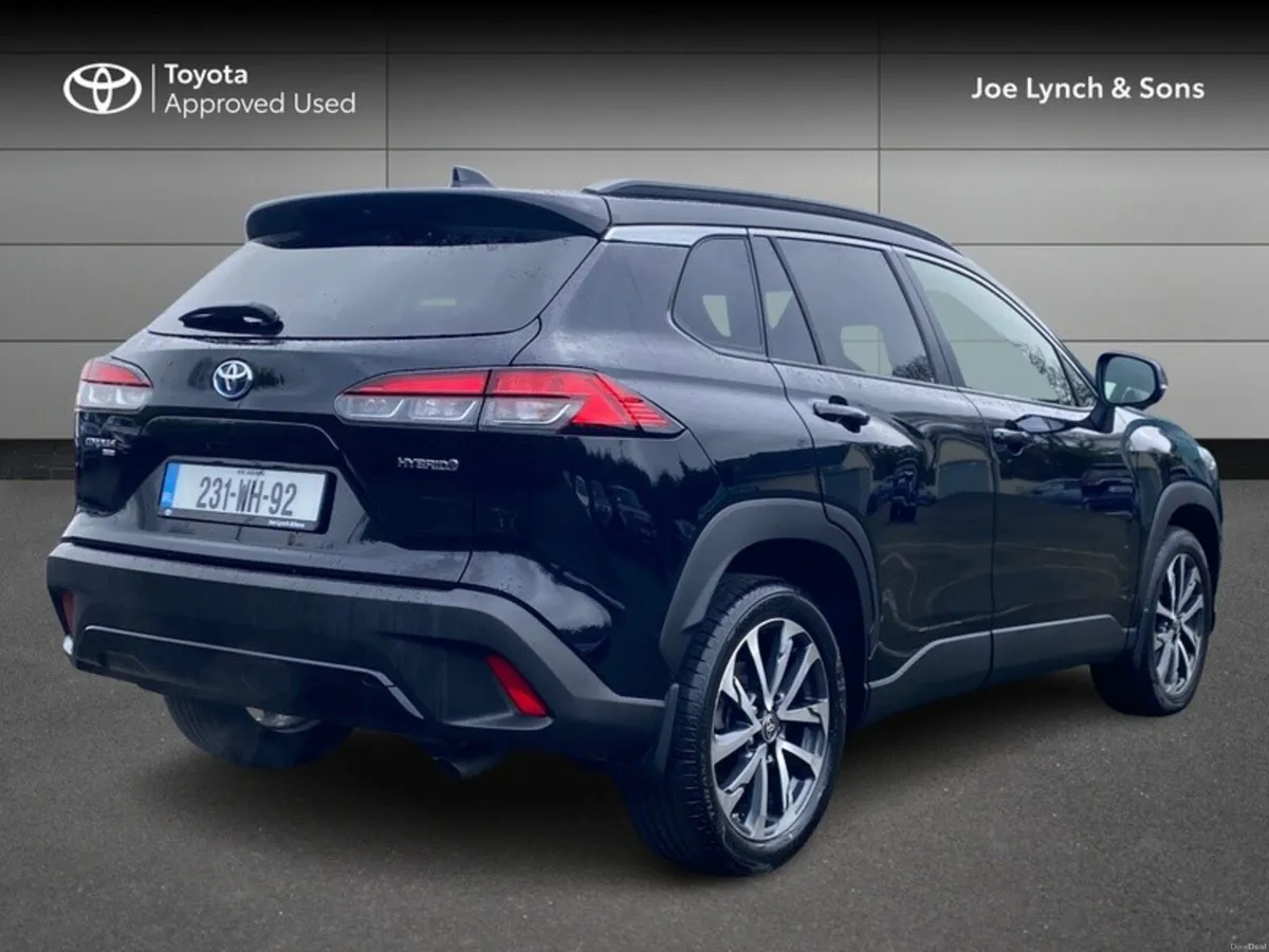 Toyota Corolla Cross Hybrid Sport 2.0 - Image 2