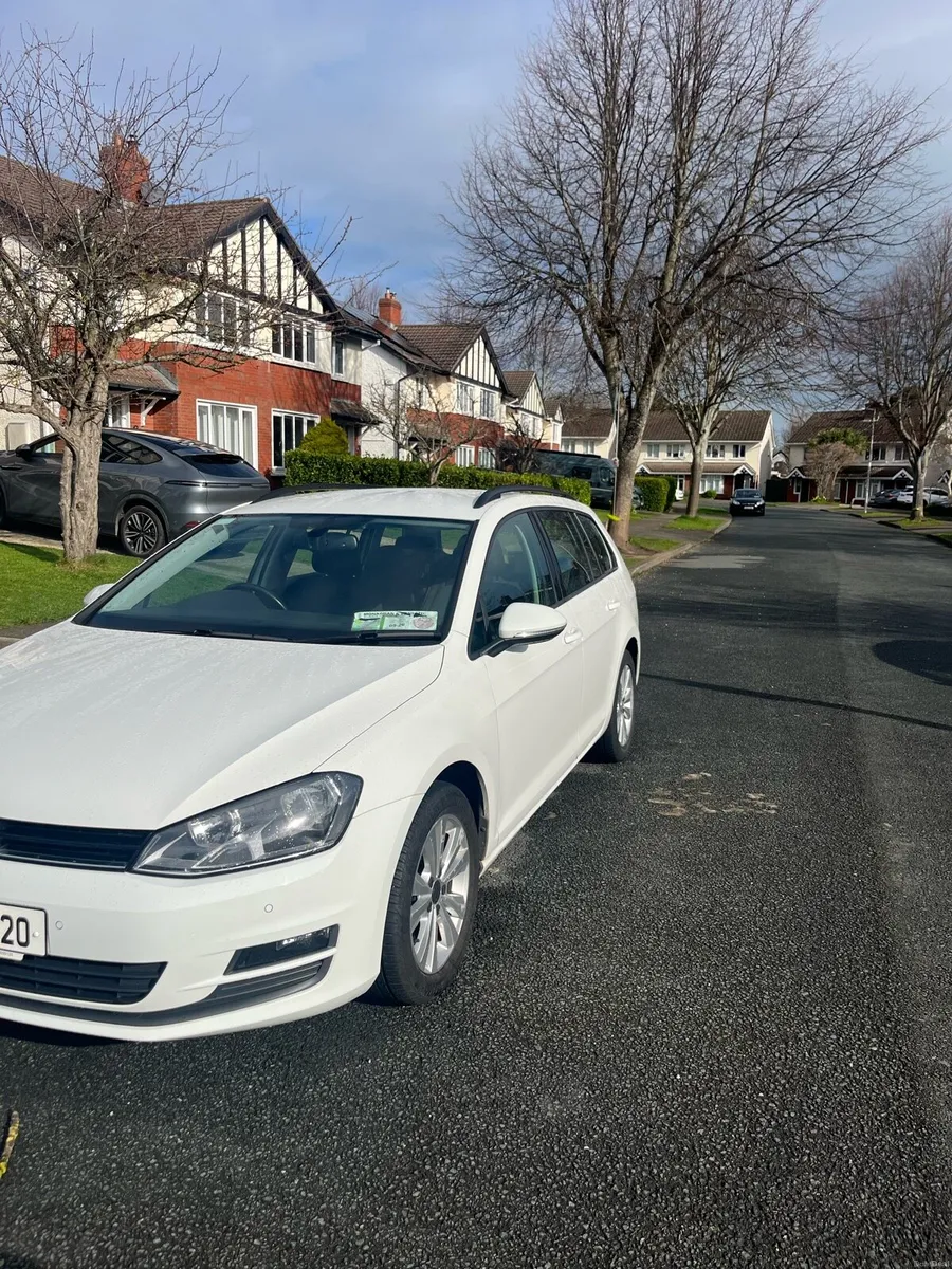 Volkswagen Golf Estate 2015 - Image 1