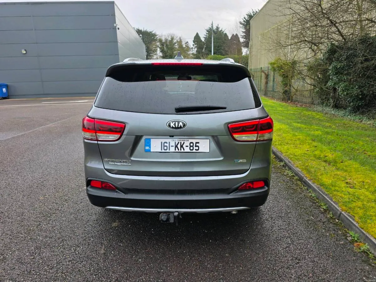 16 KIA SORENTO DIESEL AWD TAX 04/26 NCT 05/27 - Image 4