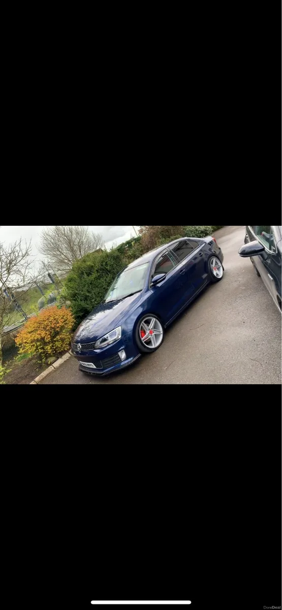 Volkswagen Jetta - Image 1