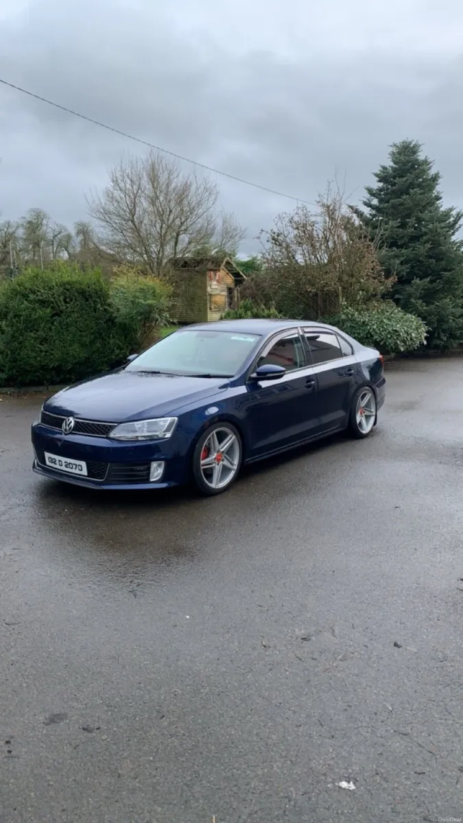 Volkswagen Jetta - Image 3