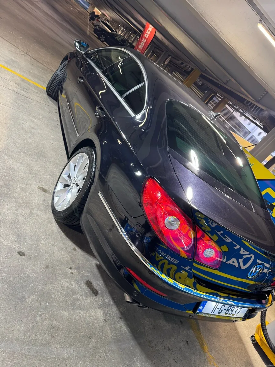 Volkswagen Passat cc - Image 2
