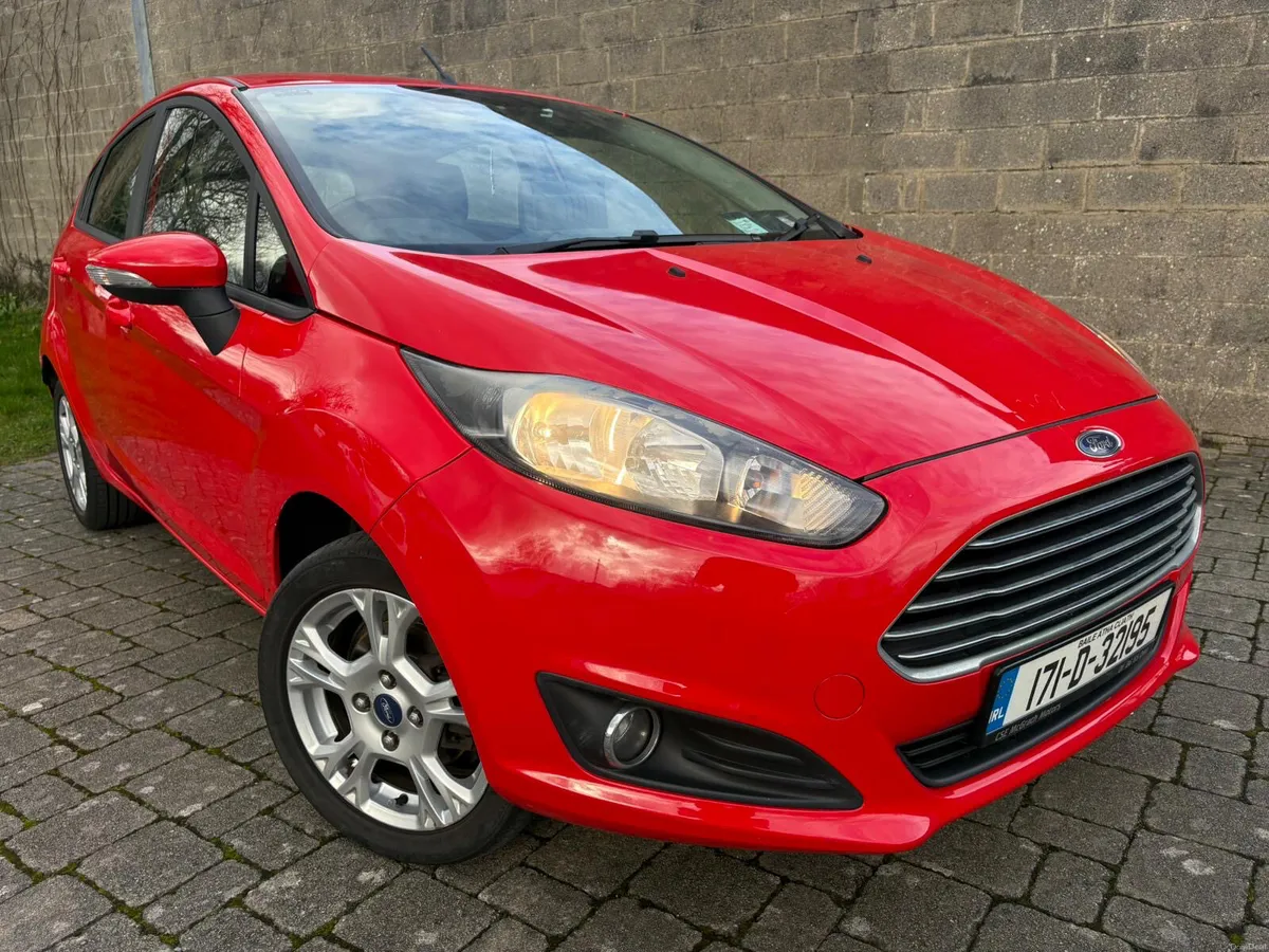 Ford Fiesta 2017 1.0 (SERVICE HISTORY & BELT DONE - Image 2