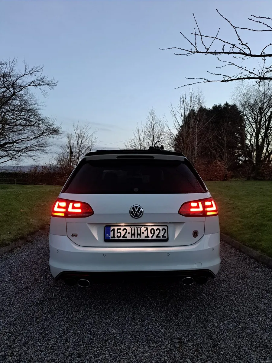 Golf R wagon - Image 1