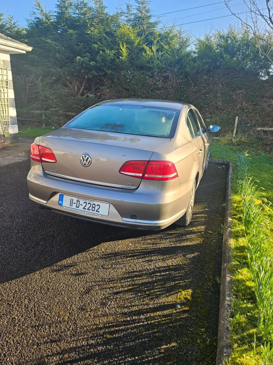 Volkswagen Passat 2011 - Image 3