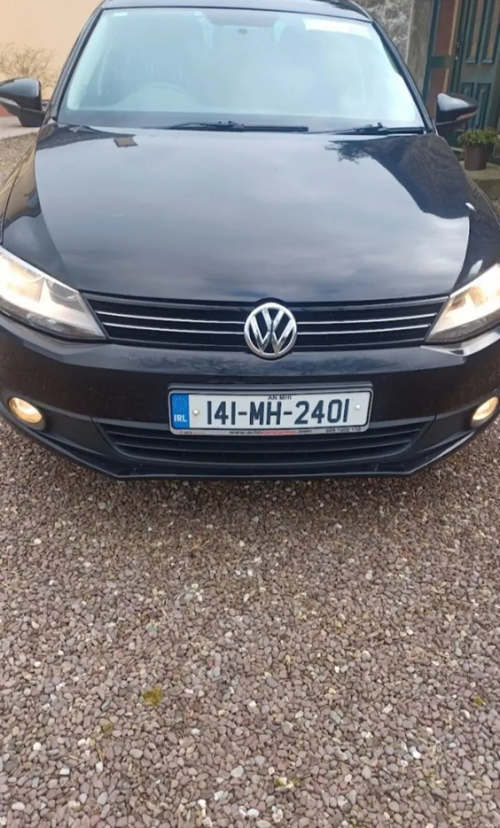 Volkswagen Jetta 2014 - Image 3