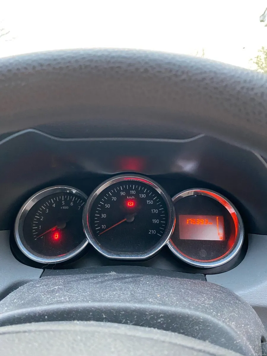 Dacia duster - Image 3