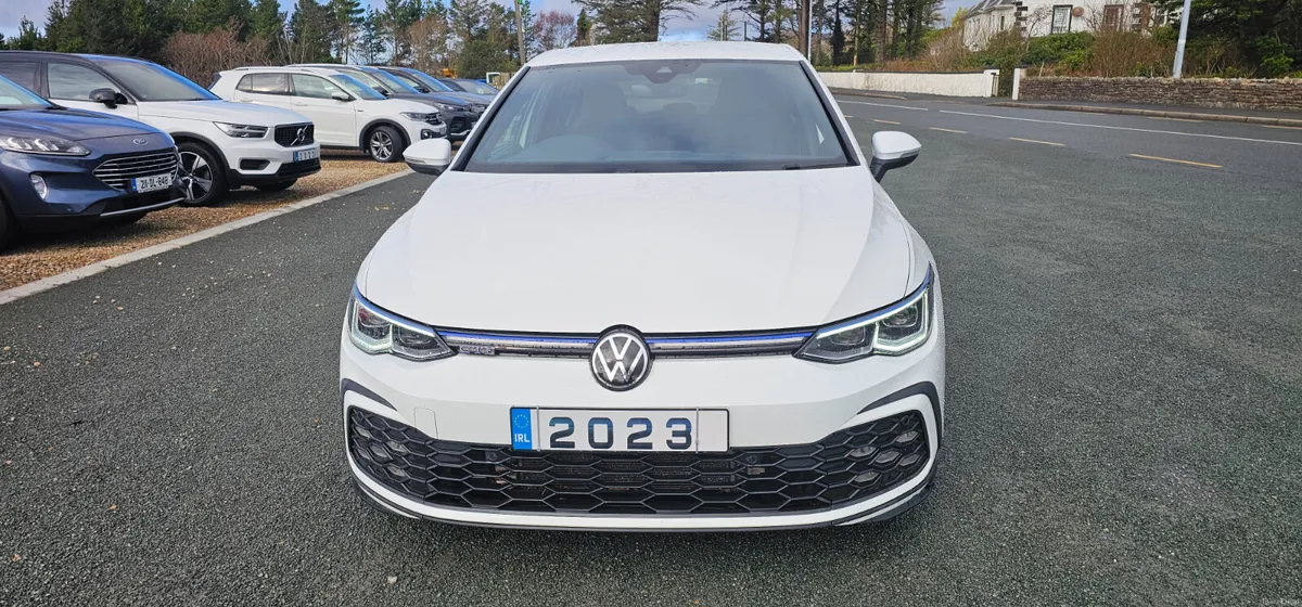 Volkswagen Golf 1.4 TSI GTE Petrol Hybrid 2023 - Image 2