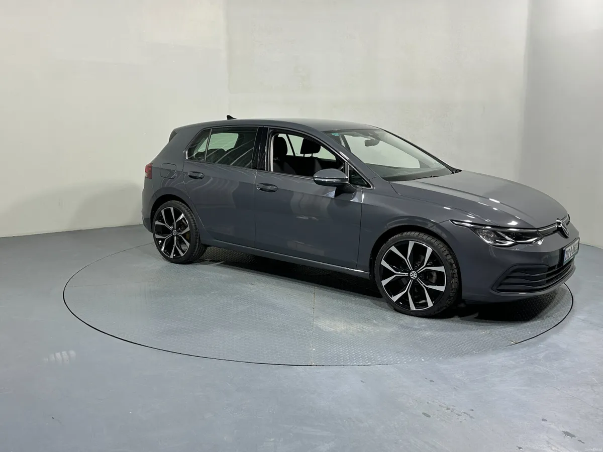 Volkswagen Golf 1.0 Tsi DSG Automatic 232 - Image 1