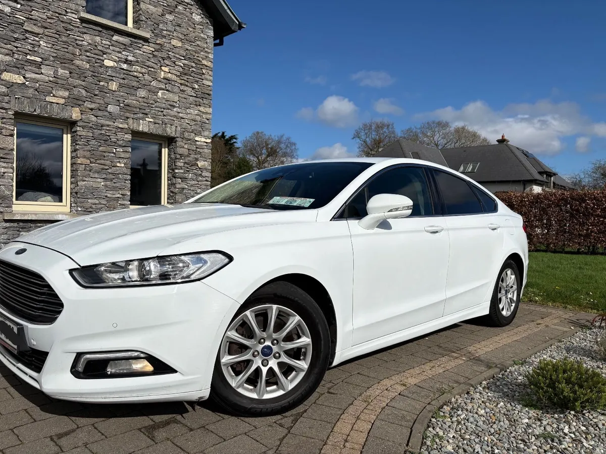 Ford Mondeo Titanium 1.5 TDCi manual (182) - Image 2