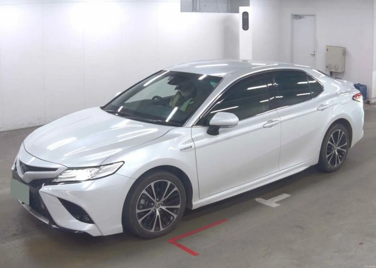 2019 Toyota Camry WS Hybrid - Image 2