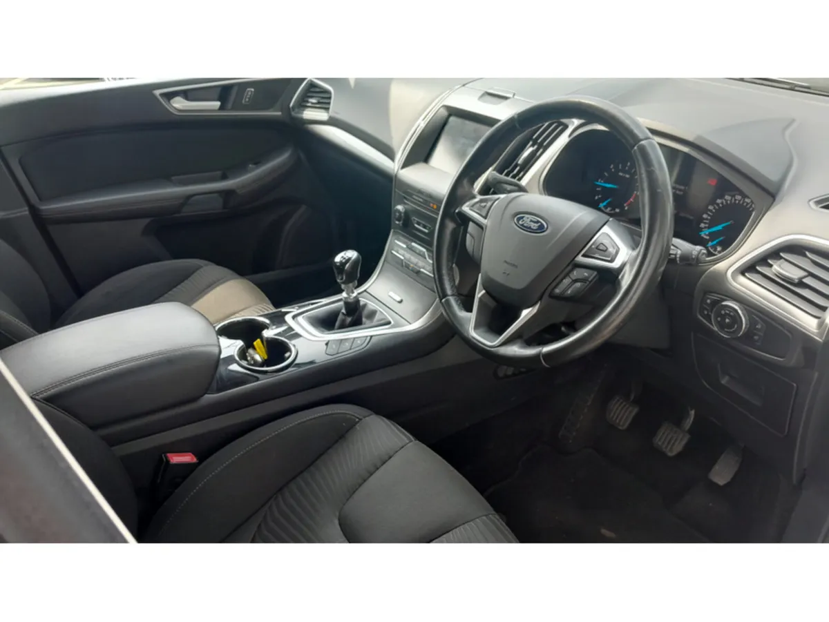 Ford S-Max 2.0 TDCI 120PS MANUAL 4DR ZETEC - Image 4