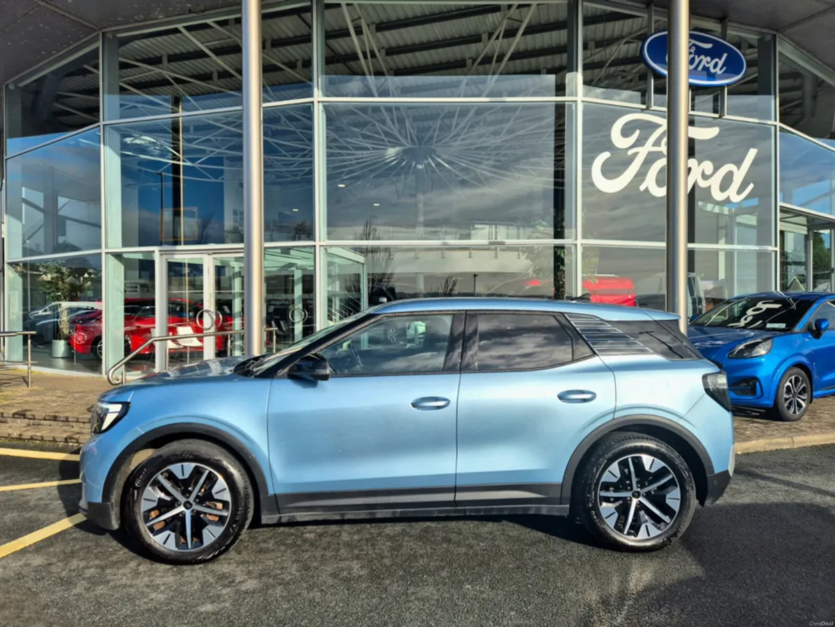 Ford Explorer SELECT 77KWH EXTENDED RANGE - Image 3