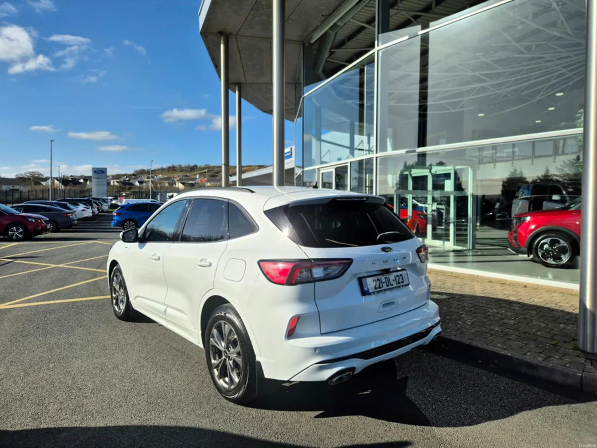 Ford Kuga ST-LINE 5DR 1.5 TD 120 S6.2 M6 FW - Image 2