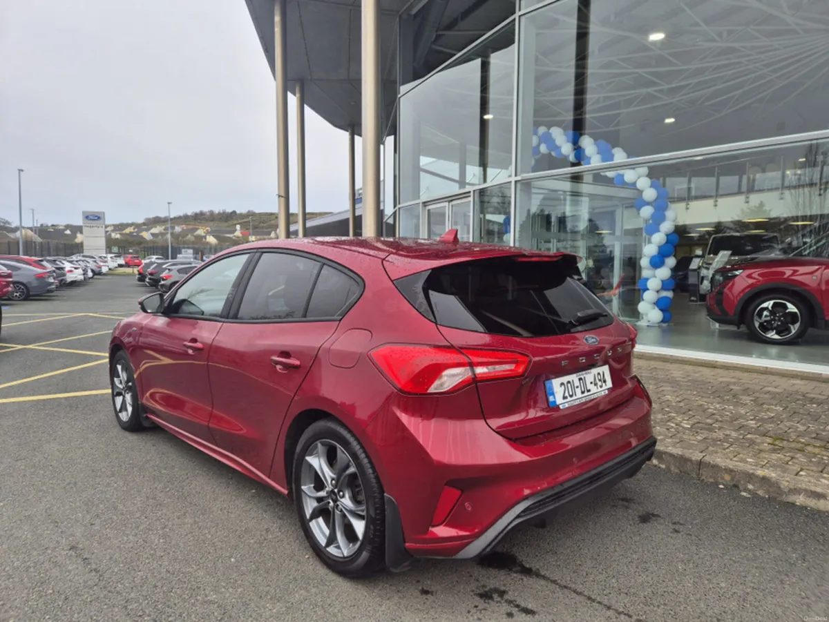 Ford Focus ST-LINE 1.5TD 120PS 5DR - Image 3