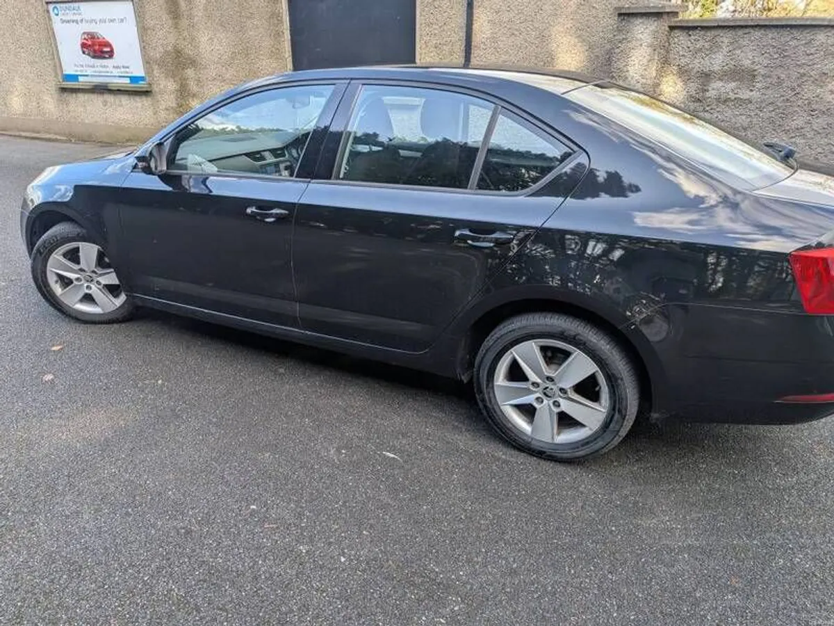 2019 Skoda Octavia - Image 3