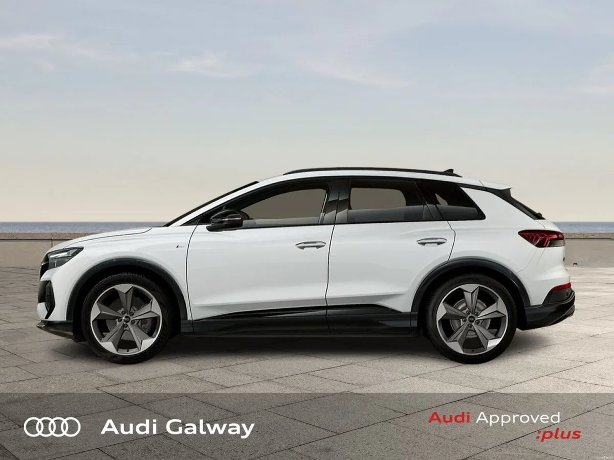 Audi Q4 e-tron €410 p/m - 45 BLACK EDITION BIG BAT - Image 3