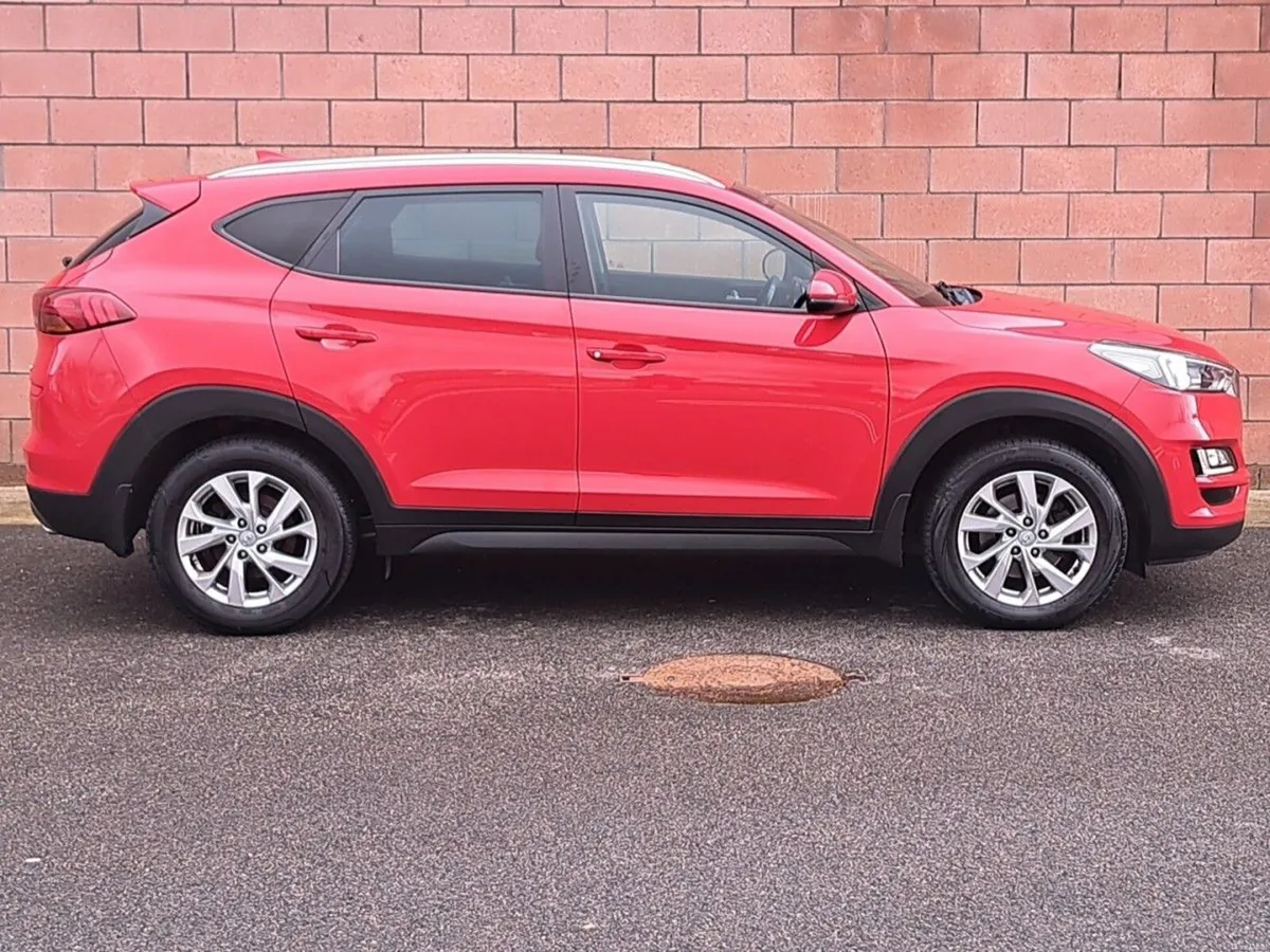 Hyundai Tucson Executive Model 1.6 Diesel. - Image 4