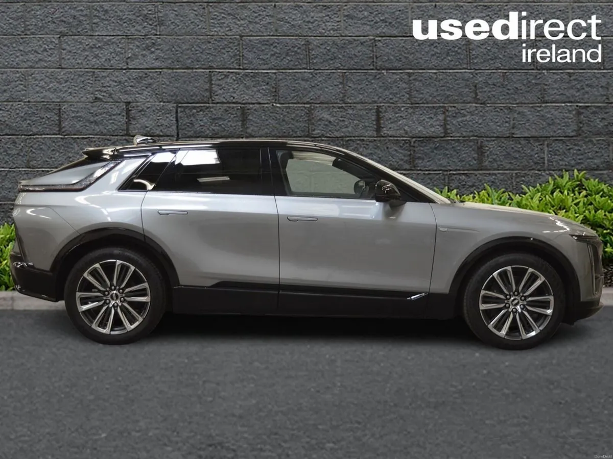 Cadillac Lyriq 600 E4 Sport - Image 3