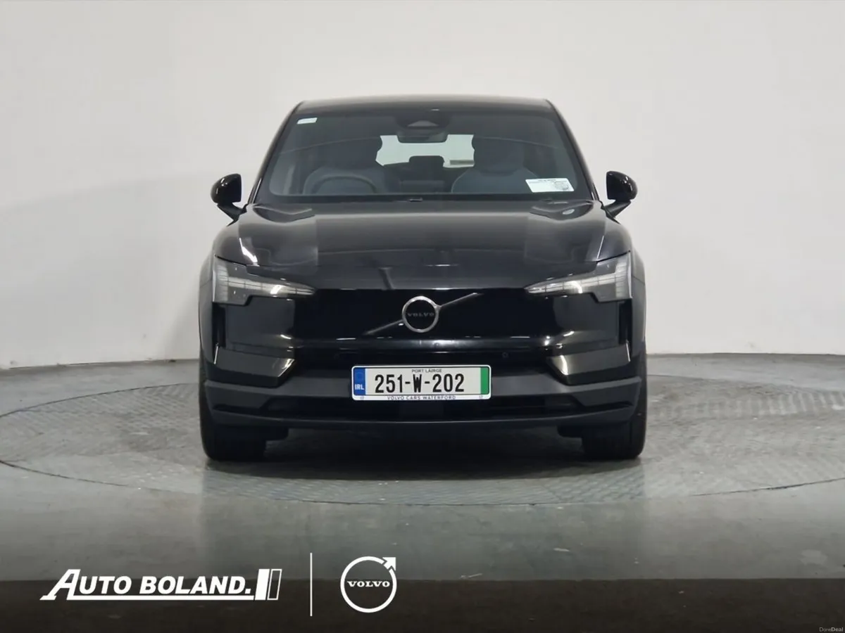 Volvo EX30 SM Extended Range Plus - Image 3