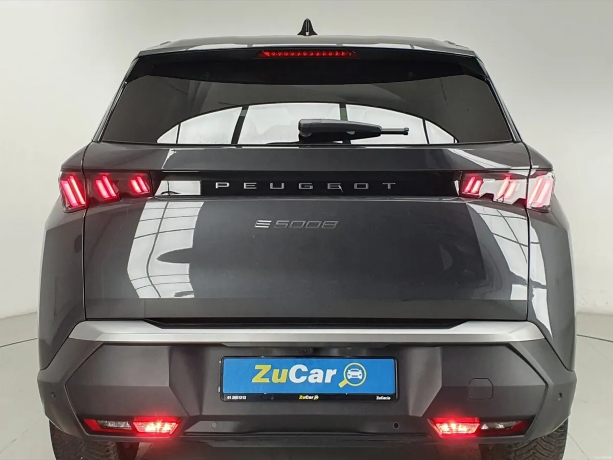 Peugeot 5008 E-5008 Allure 210 Electric 73kWh Auto - Image 4
