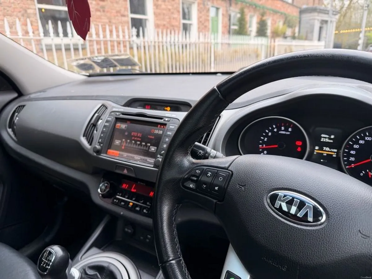 Kia Sportage 2015 1.7 Platinum High Spec - Image 3