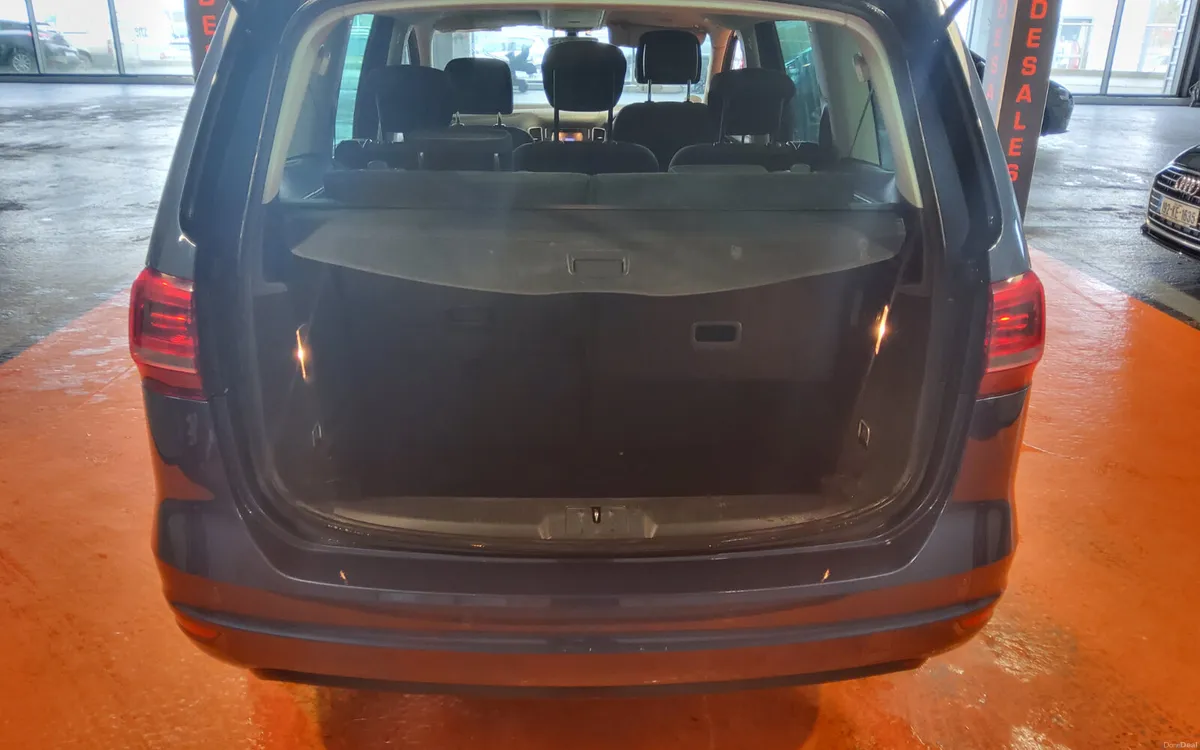 Volkswagen Sharan 2016 - Image 4