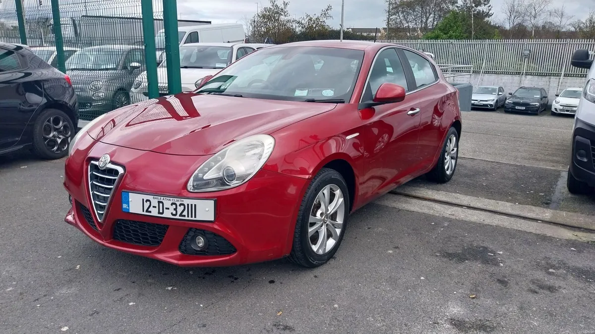 Alfa Romeo Giulietta 2012 lusso - Image 1