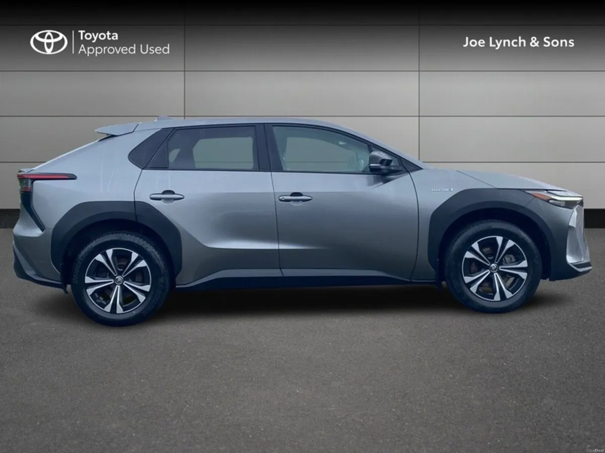 Toyota bZ4X BZ4X SPORT FWD 11KW - Image 3