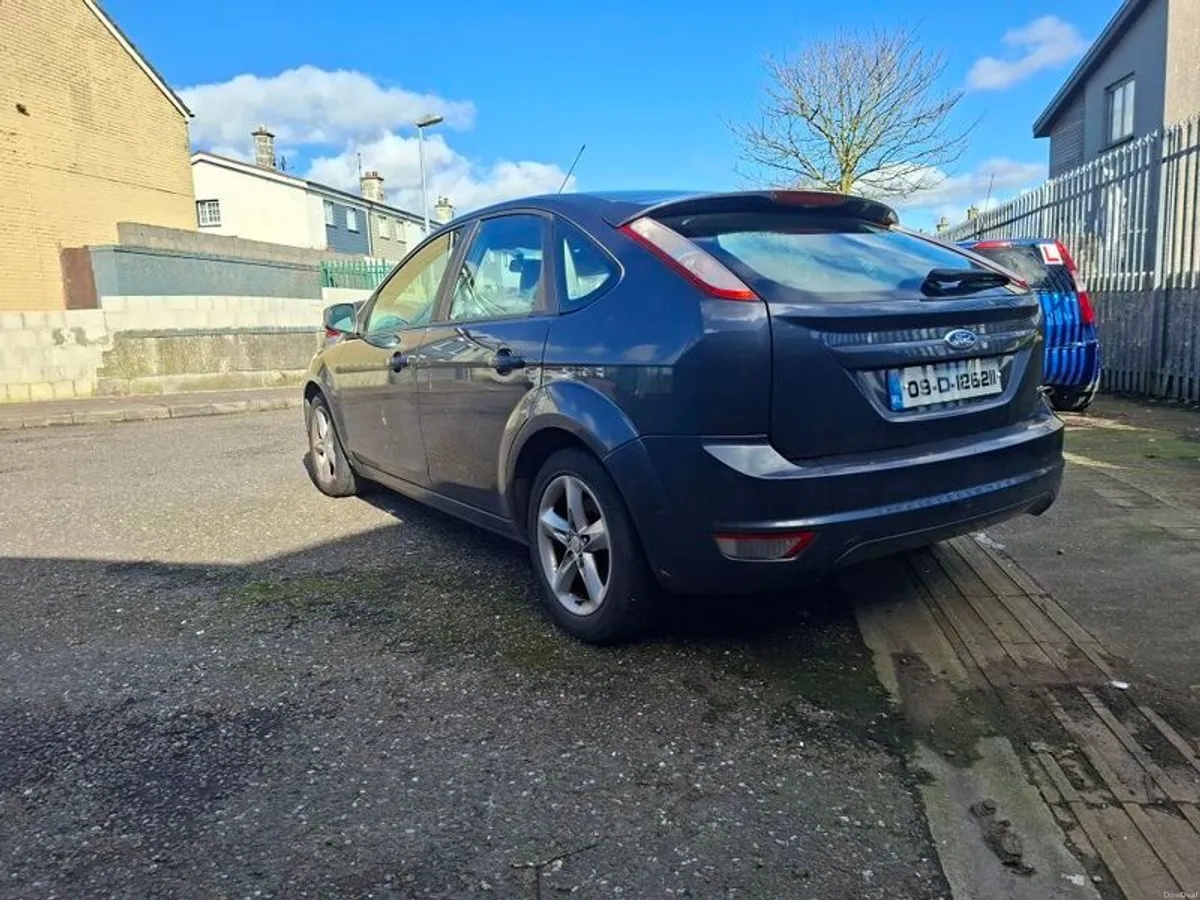 2009 Ford Focus - Image 3