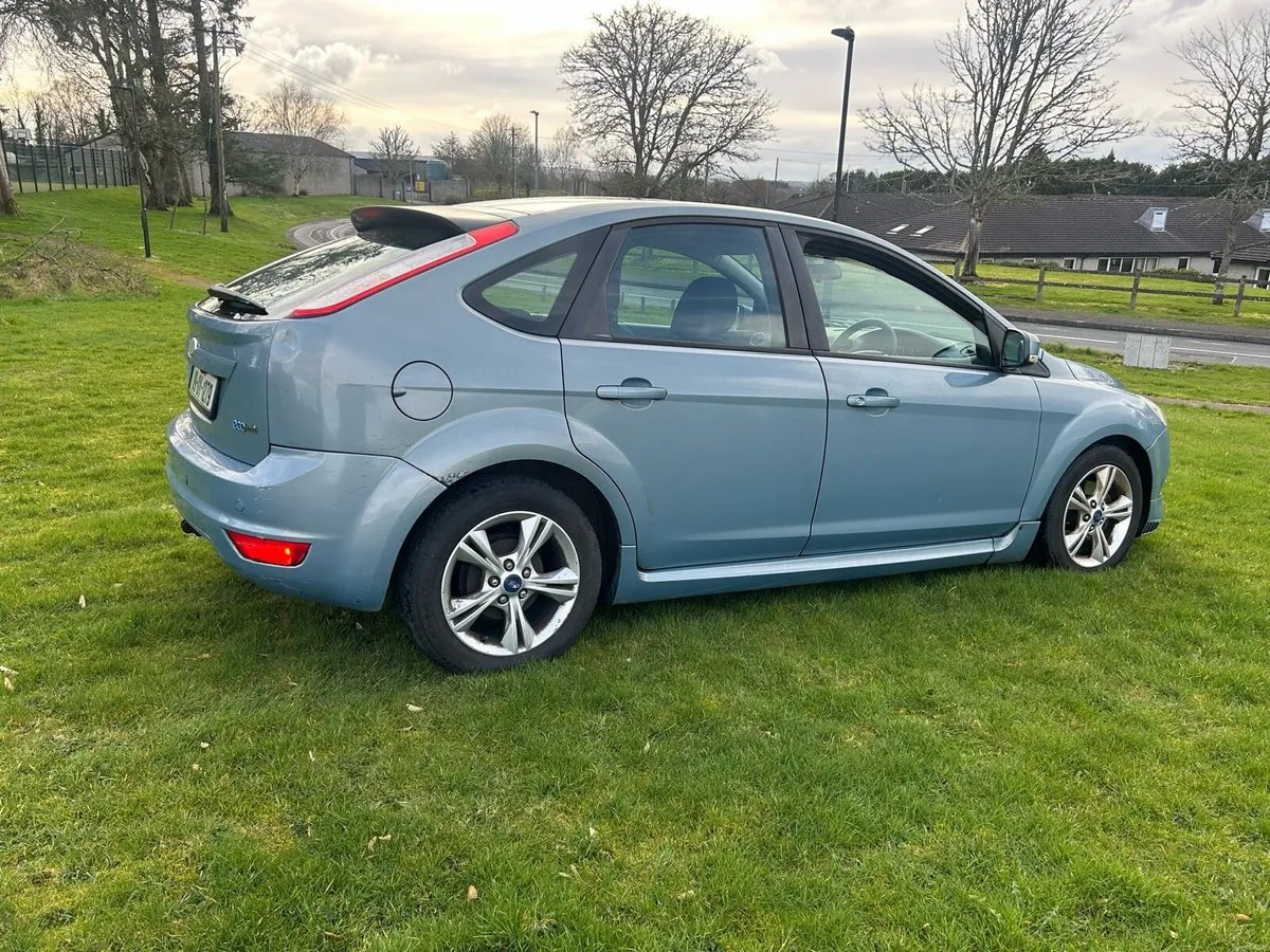 Ford focus - Image 2